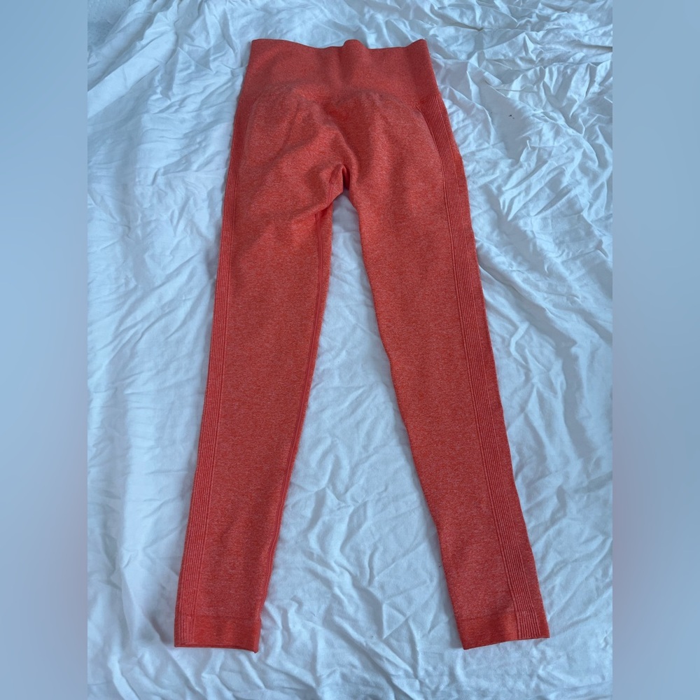 Brand new orange scrunch leggings